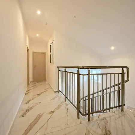 Sakutski House Gæstehus 3*