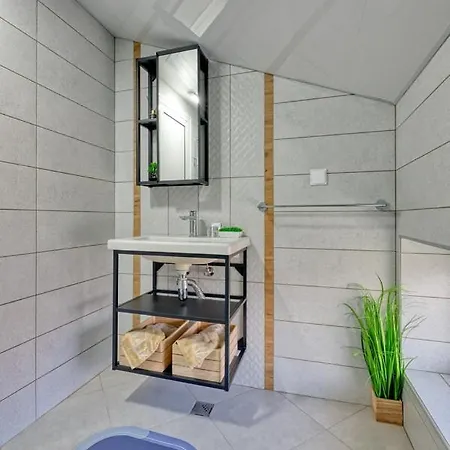 Sakutski House Hisarya