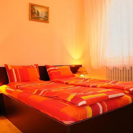 Sakutski House 3*