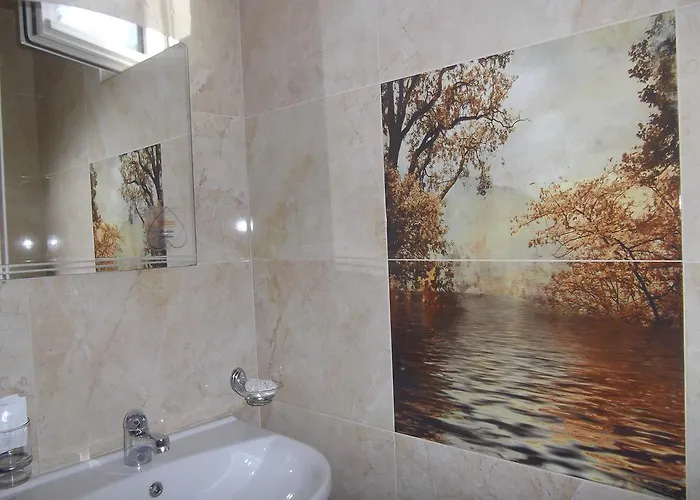 Pensionat Sakutski House 2*